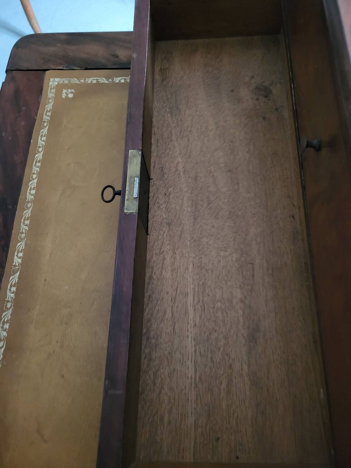 Louis Philippe Office