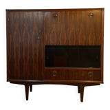 Scandinavian storage unit