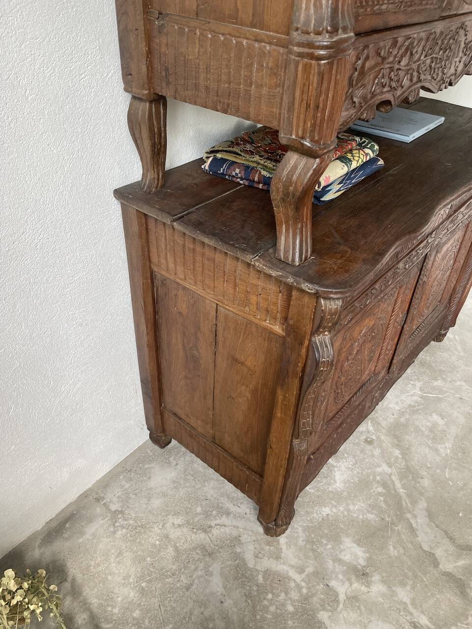 Auvergne brutalist folk art furniture 1890