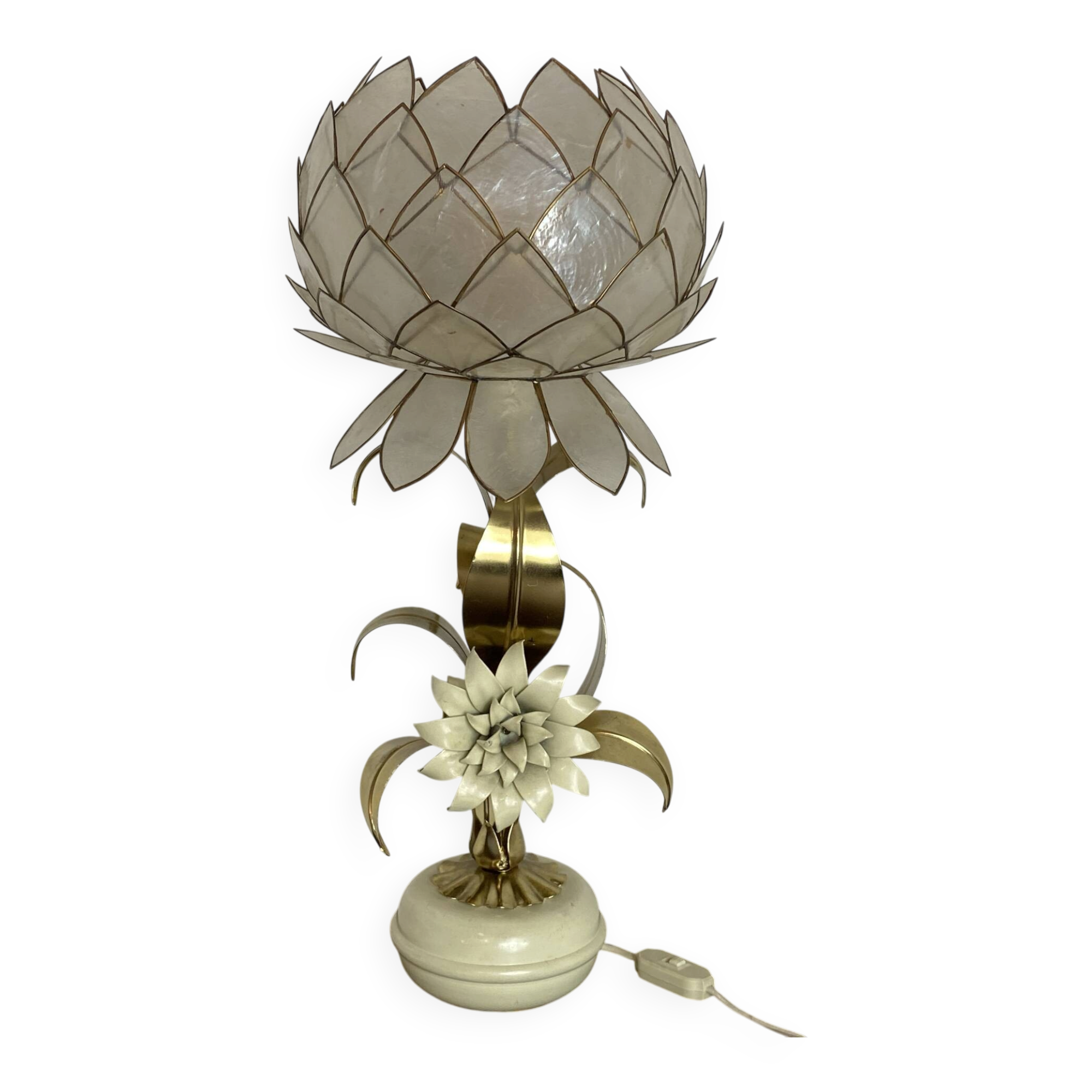 Lampe en laiton, métal et nacre