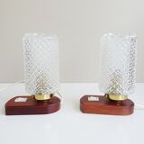 Paire de lampes de chevet avec base en bois