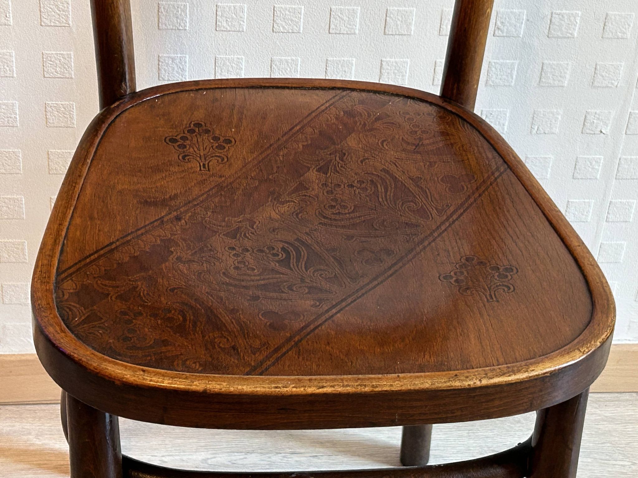 6 antique chairs Jacob & Josef Kohn – Vienna – Decorated bent wood – Style