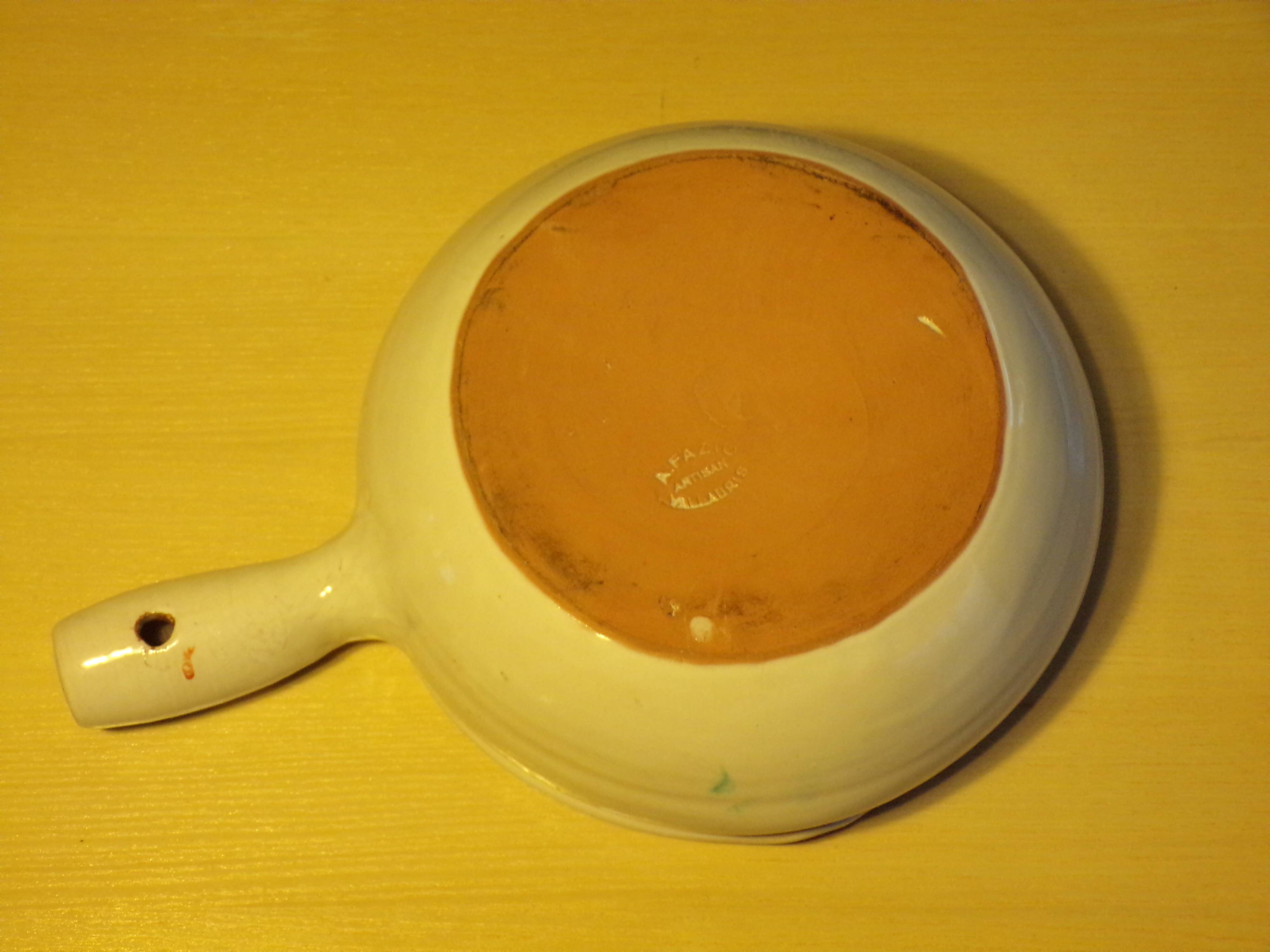 Ceramic fondue pot by Antoine Fazio Vallauris 20.5X29cm