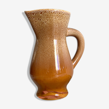 Speckled caramel pitcher