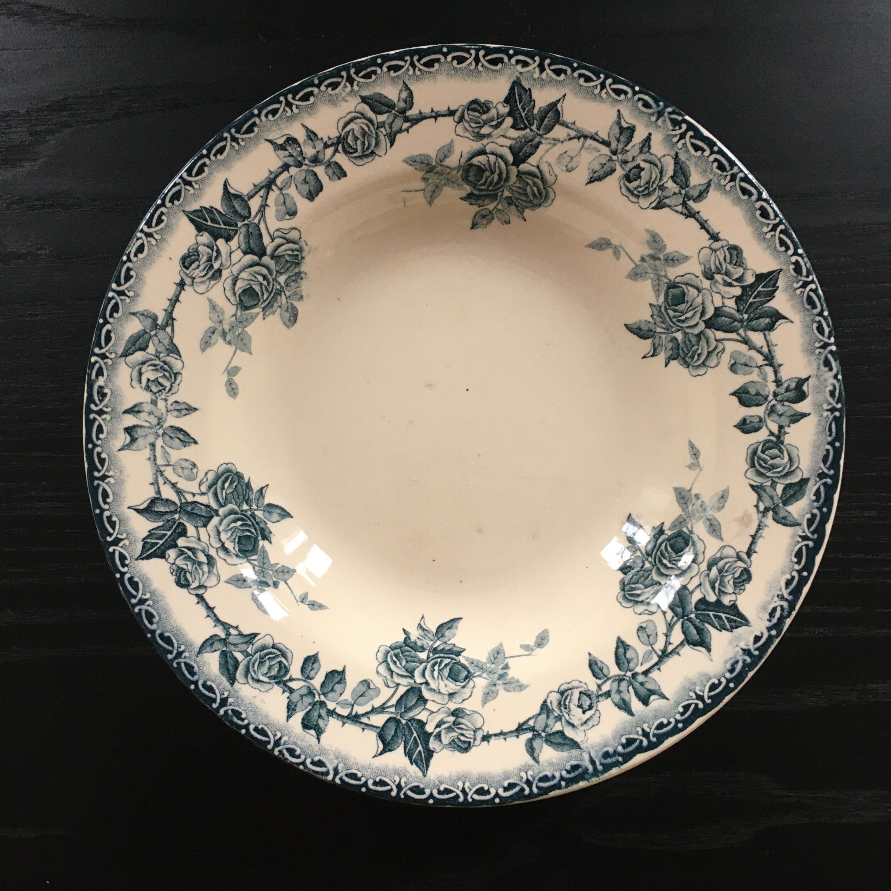 Plat creux Terre de Fer