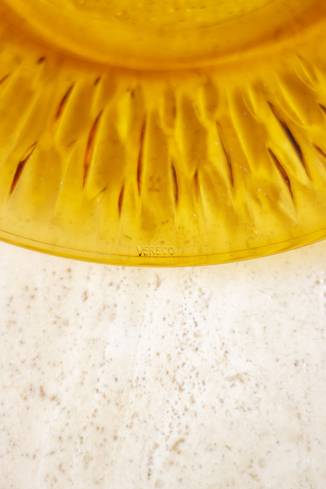 6 flat vintage plate model Soleil, Vereco France
