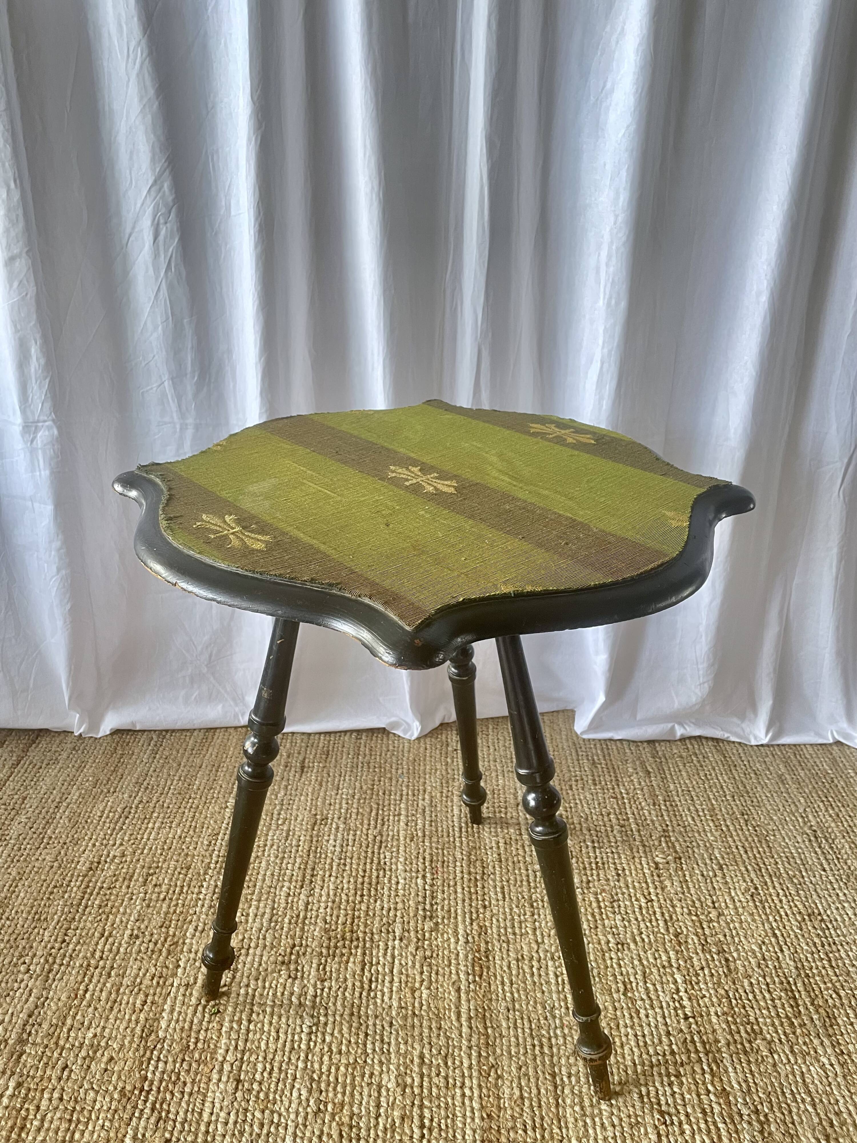 Tripod gueridon in the Napoleon III style