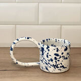 Large handle mug