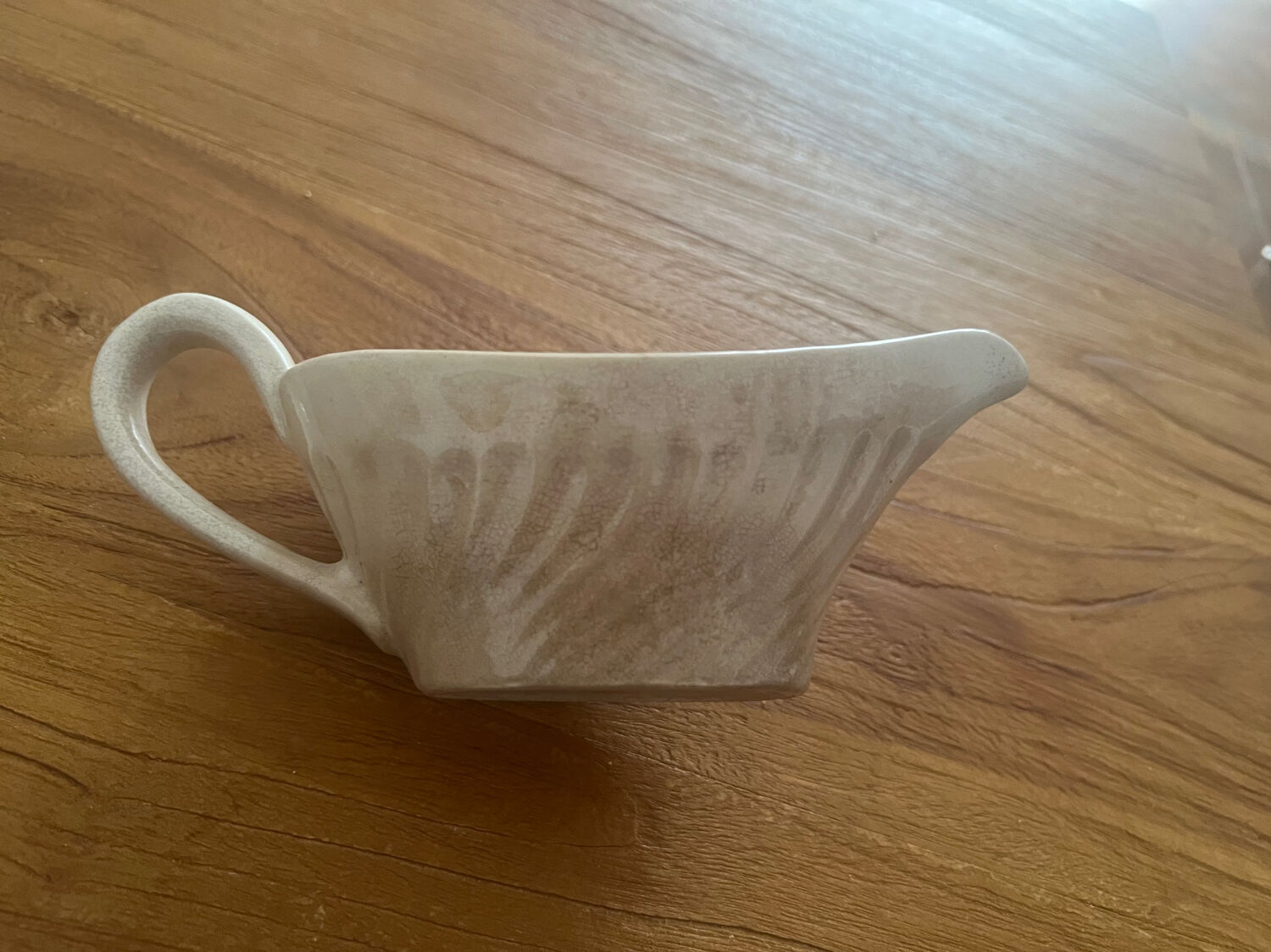 Terre de Fer gravy boat