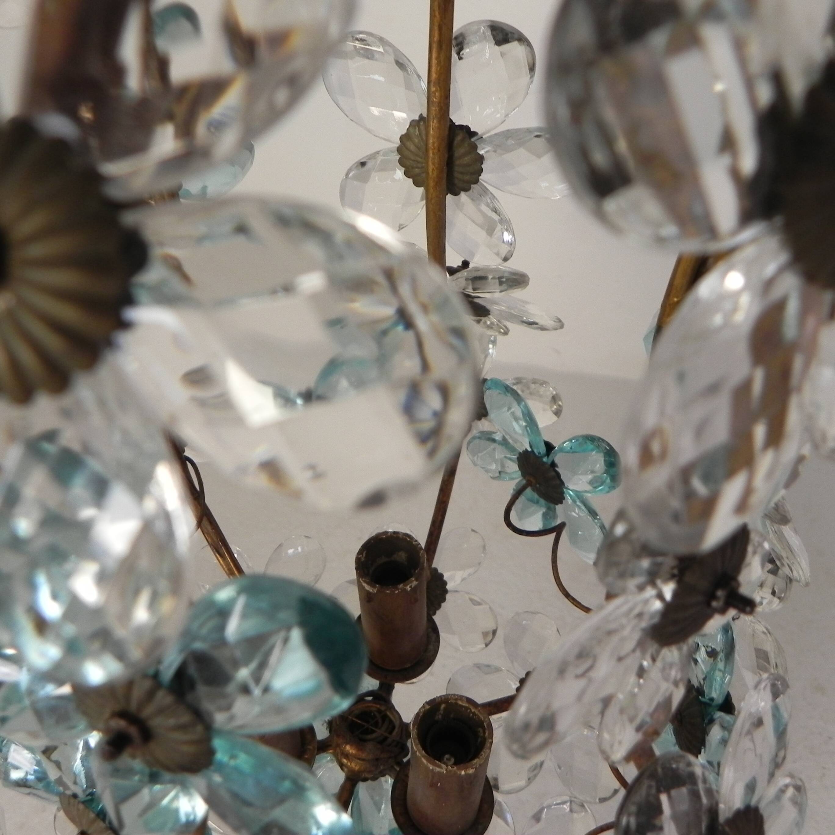 Suspension decorated with 42 blue and clear crystal flowers, Maison Baguès style, 1930s.