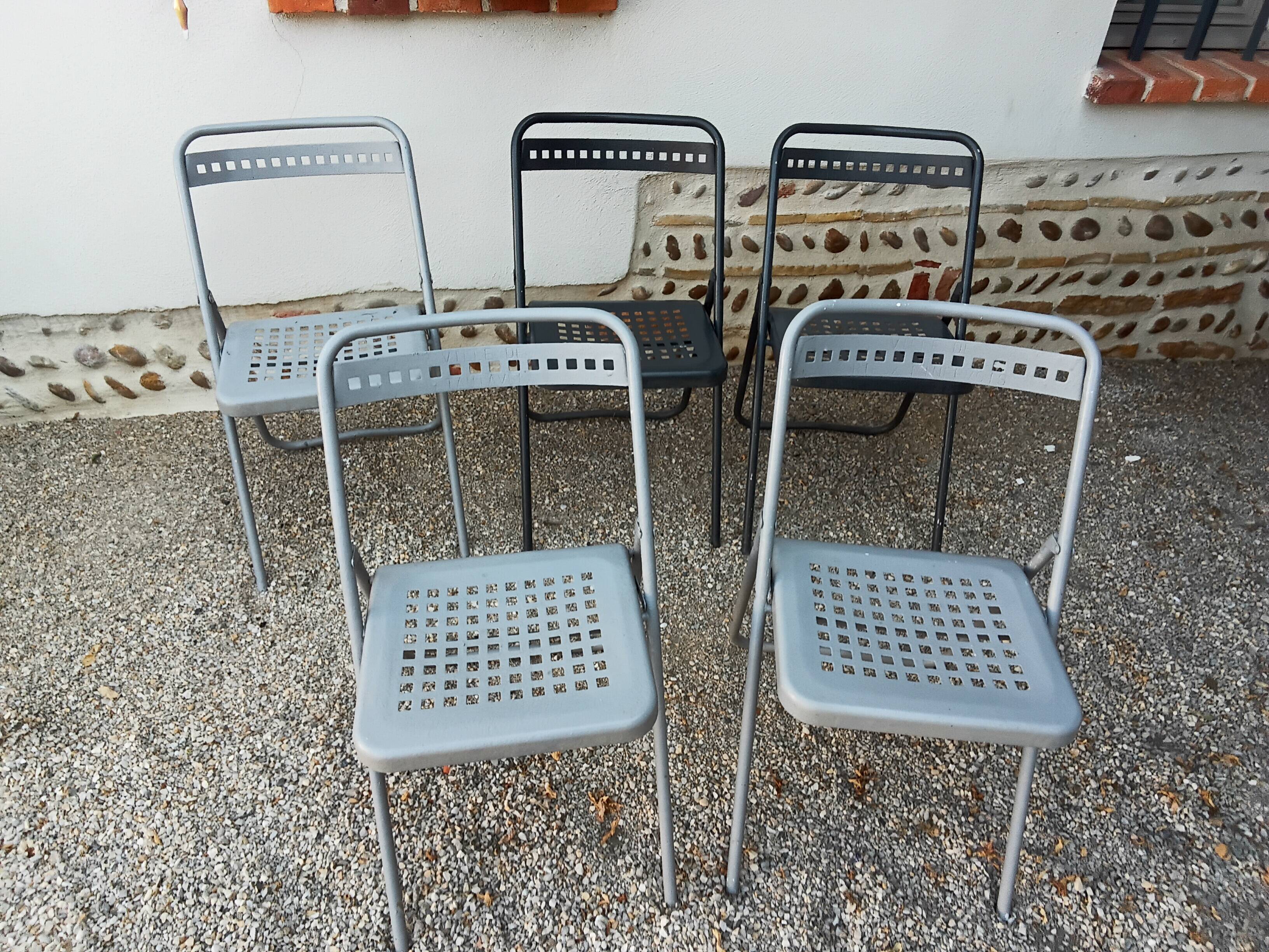 Set of five folding chairs