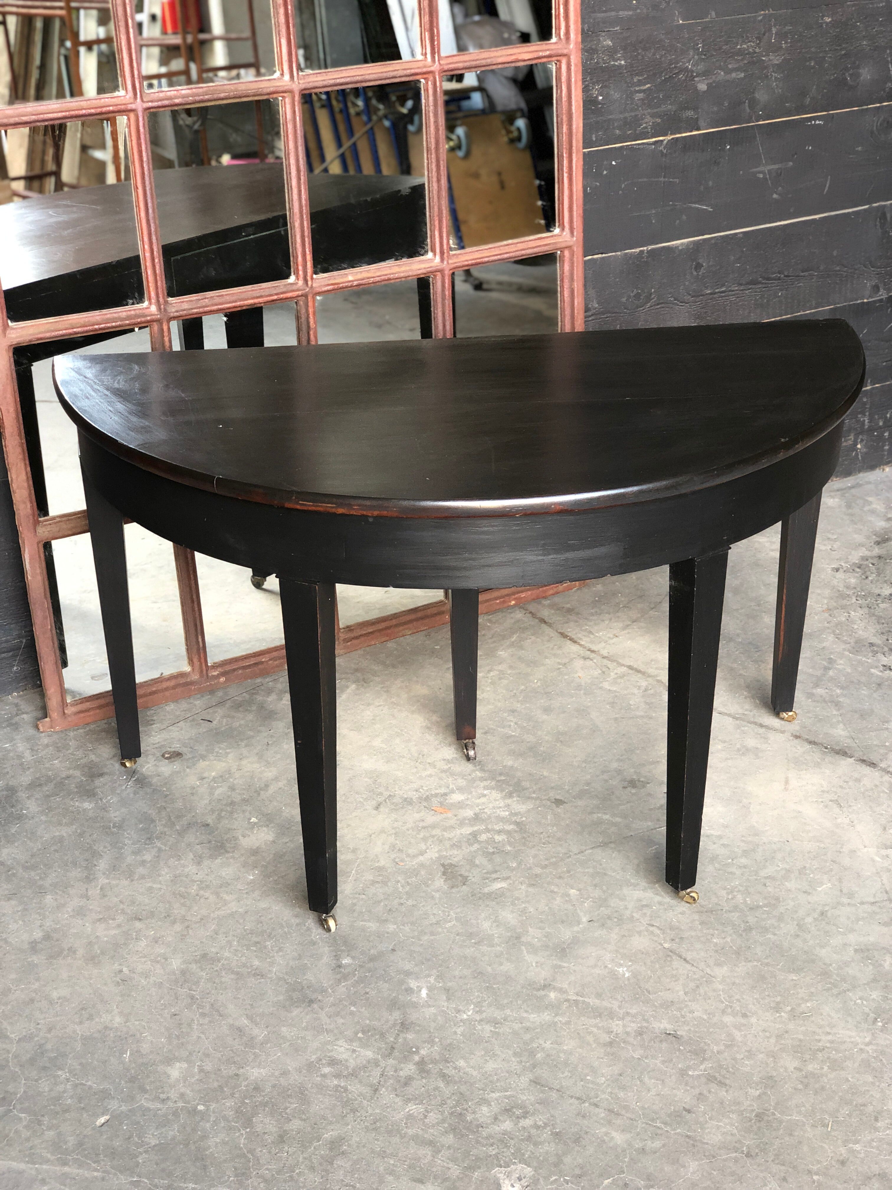 Console half moon shape