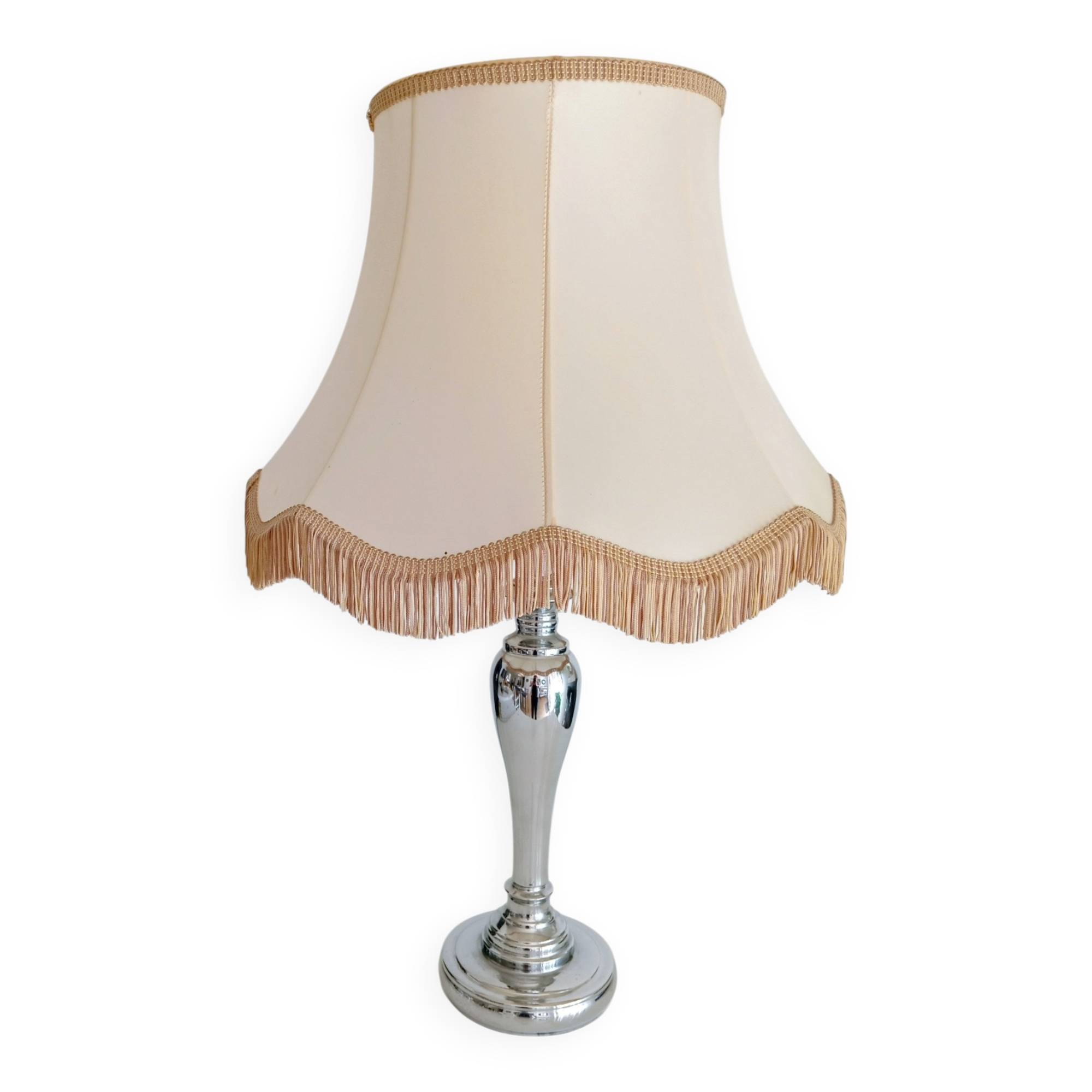 Table lamp
