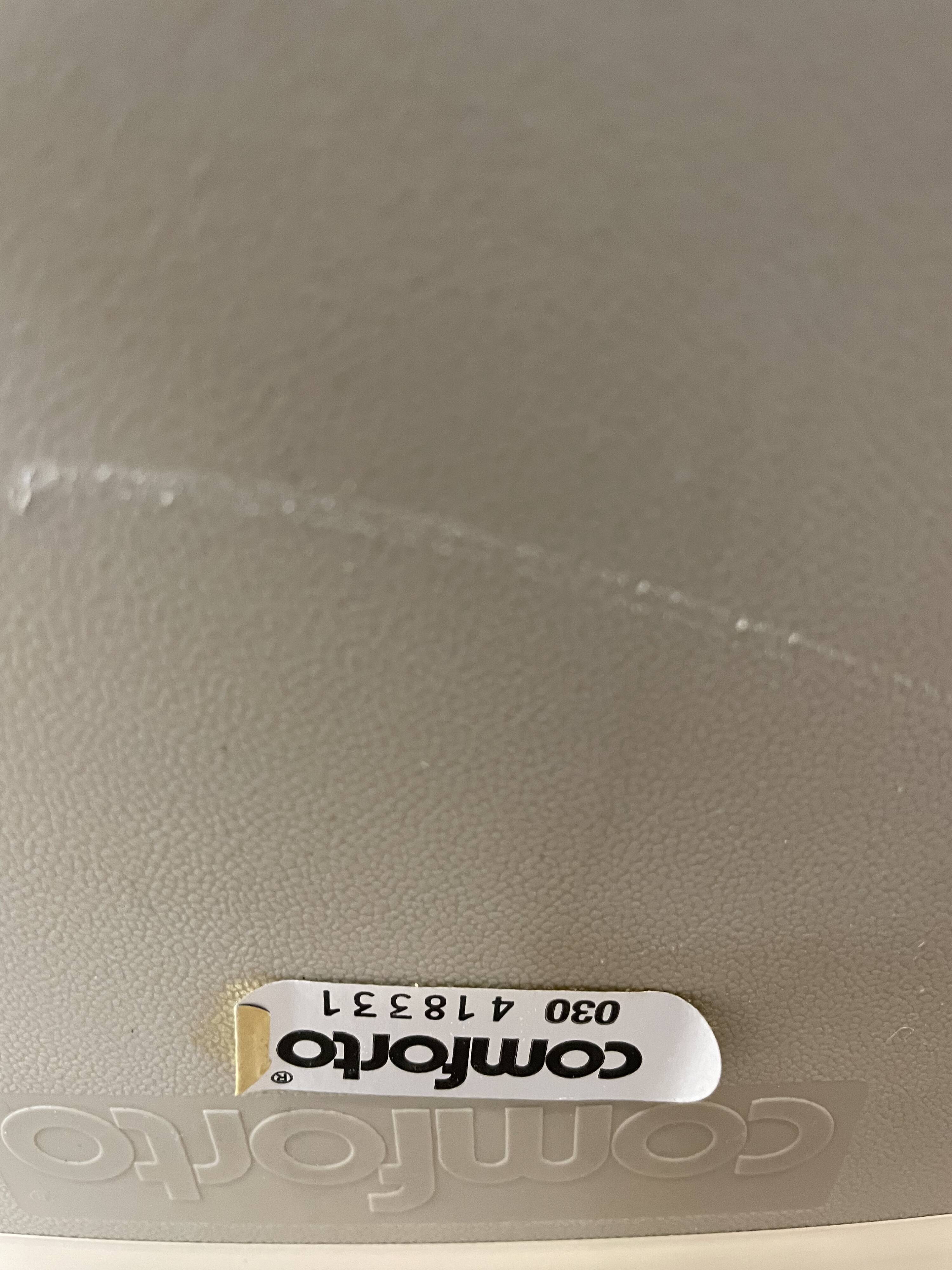 Armchair with armrests 70's Comforto