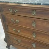 Dresser in-between
