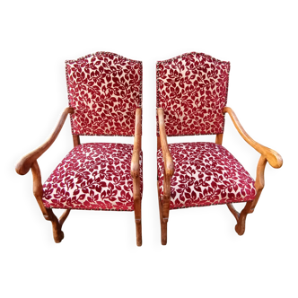 Set of 2 reupholstered antique armchairs – solid wood