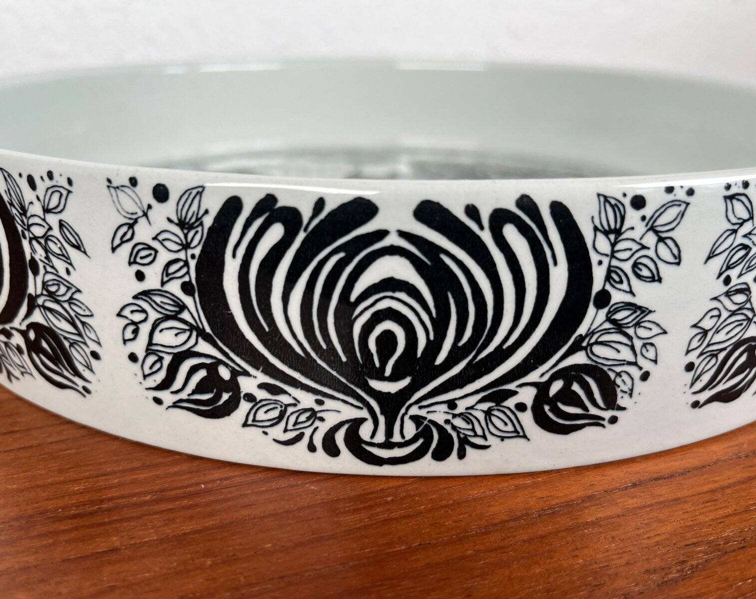 Danish Flora bowl mid-century by Bjørn Wiinblad for Nymolle, Denmark, 1960s.