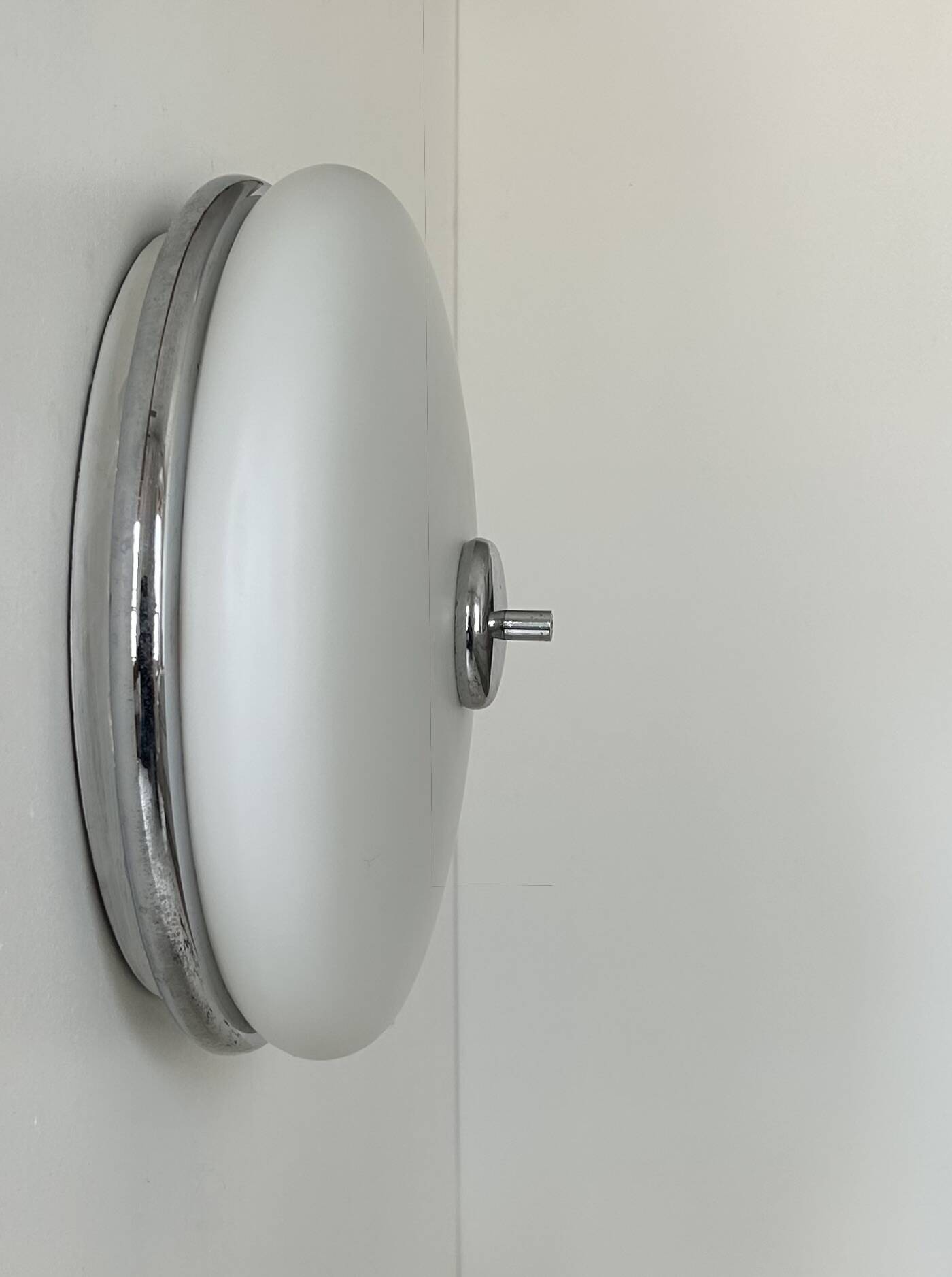 Vintage XL wall light, opaline and chrome, France 1960