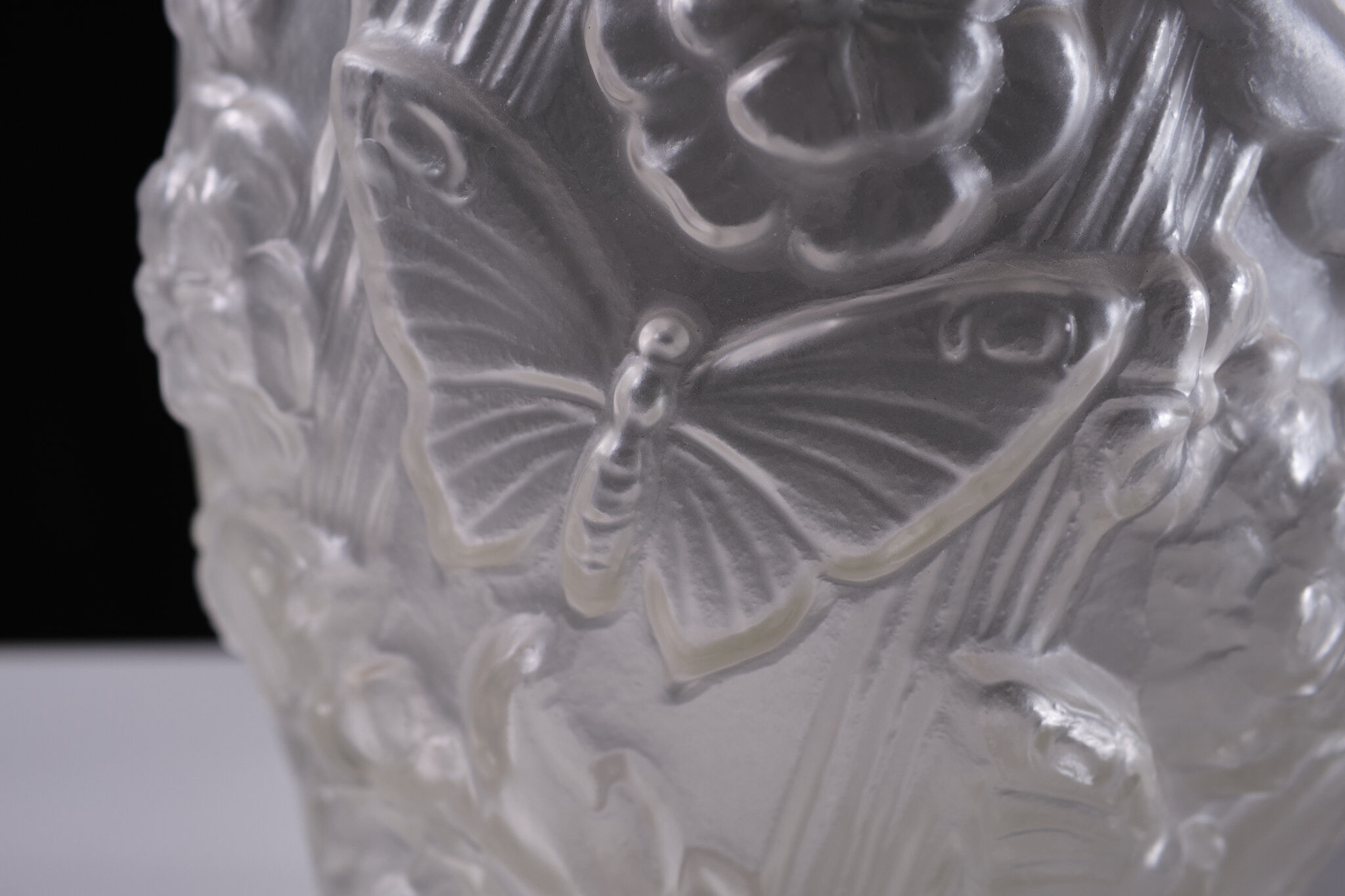 Satin pressed glass art deco vase, 1930s