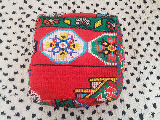 Pouf tapis marocain 60x60x27cm