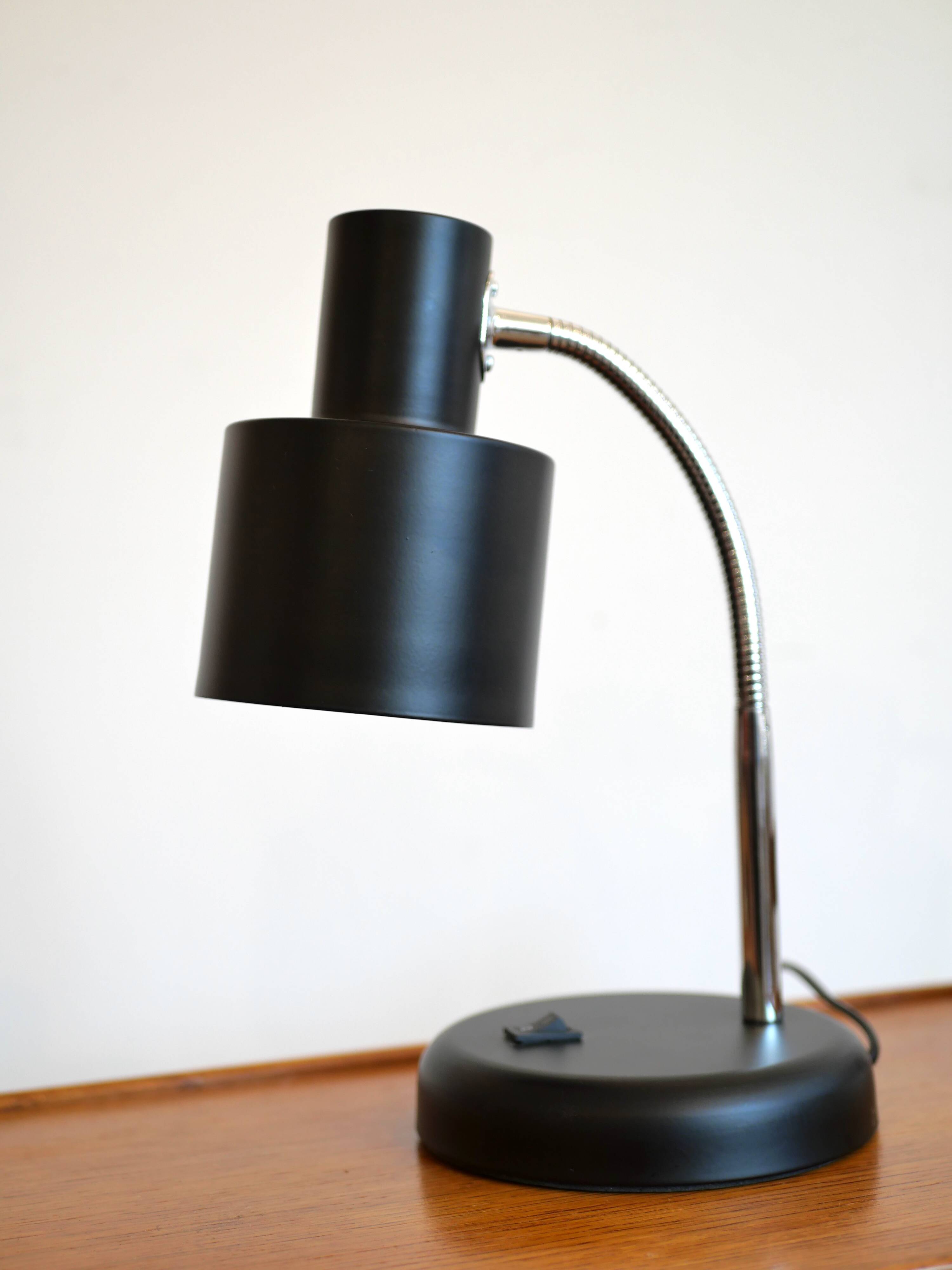 Matte black metal desk lamp