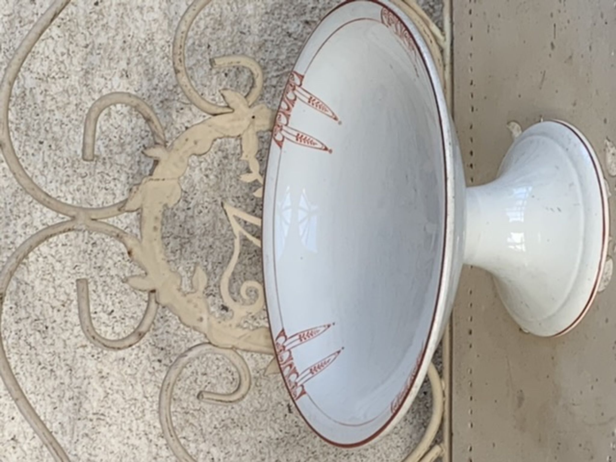 Coupe à fruits compotier en porcelaine blanche art déco