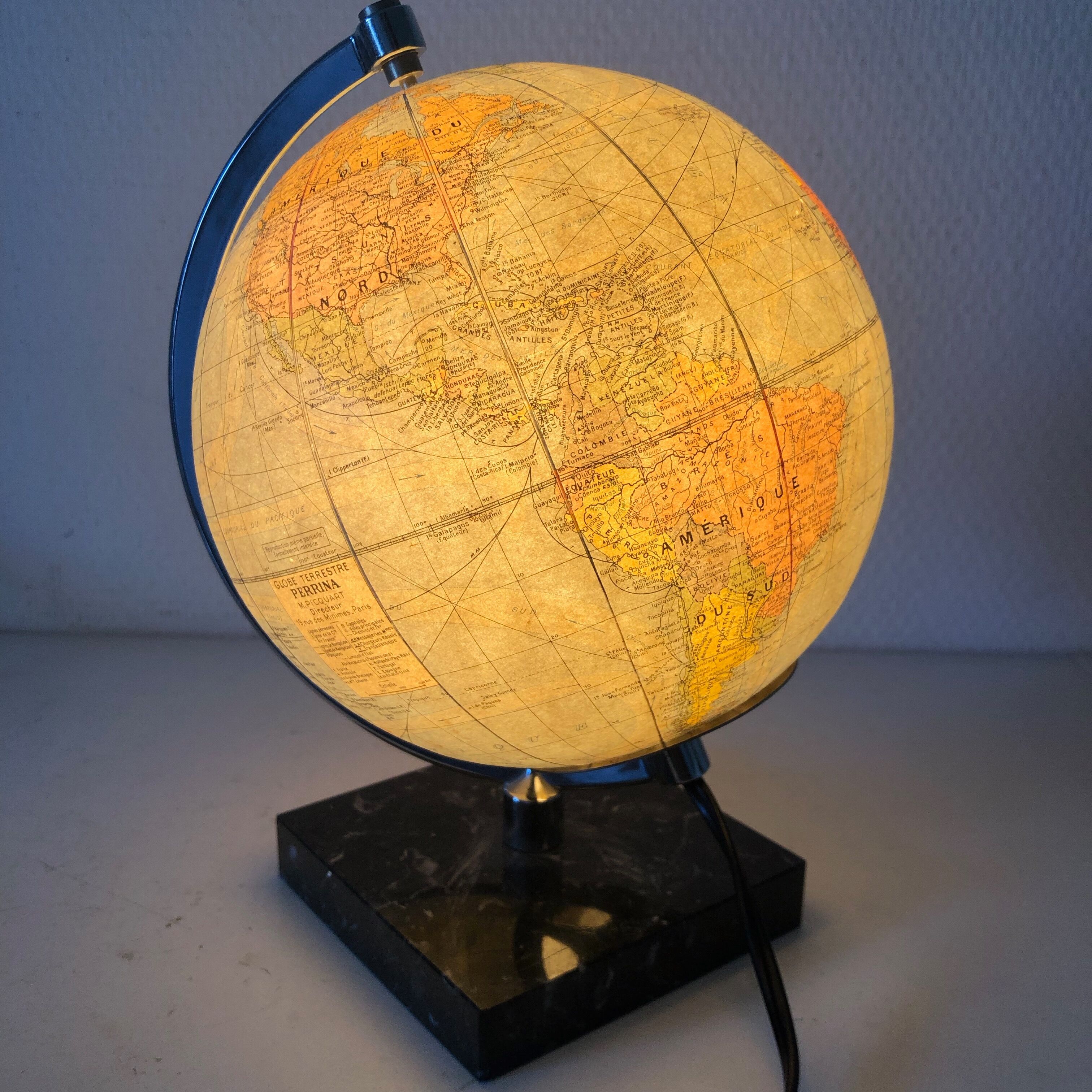 Globe glass Perrina marble vintage 1960 22cm