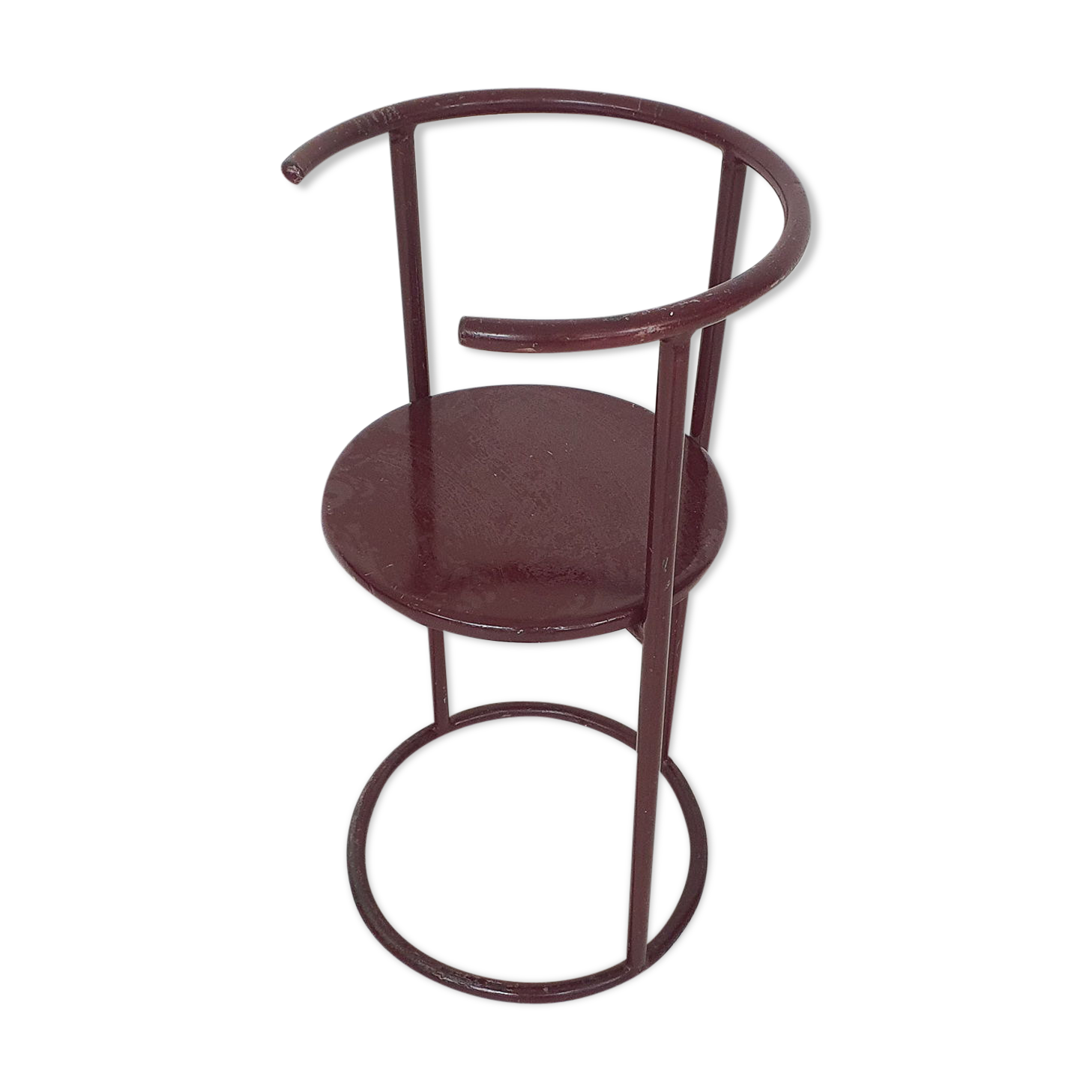 Bordeaux red metal circle Bauhaus style chair