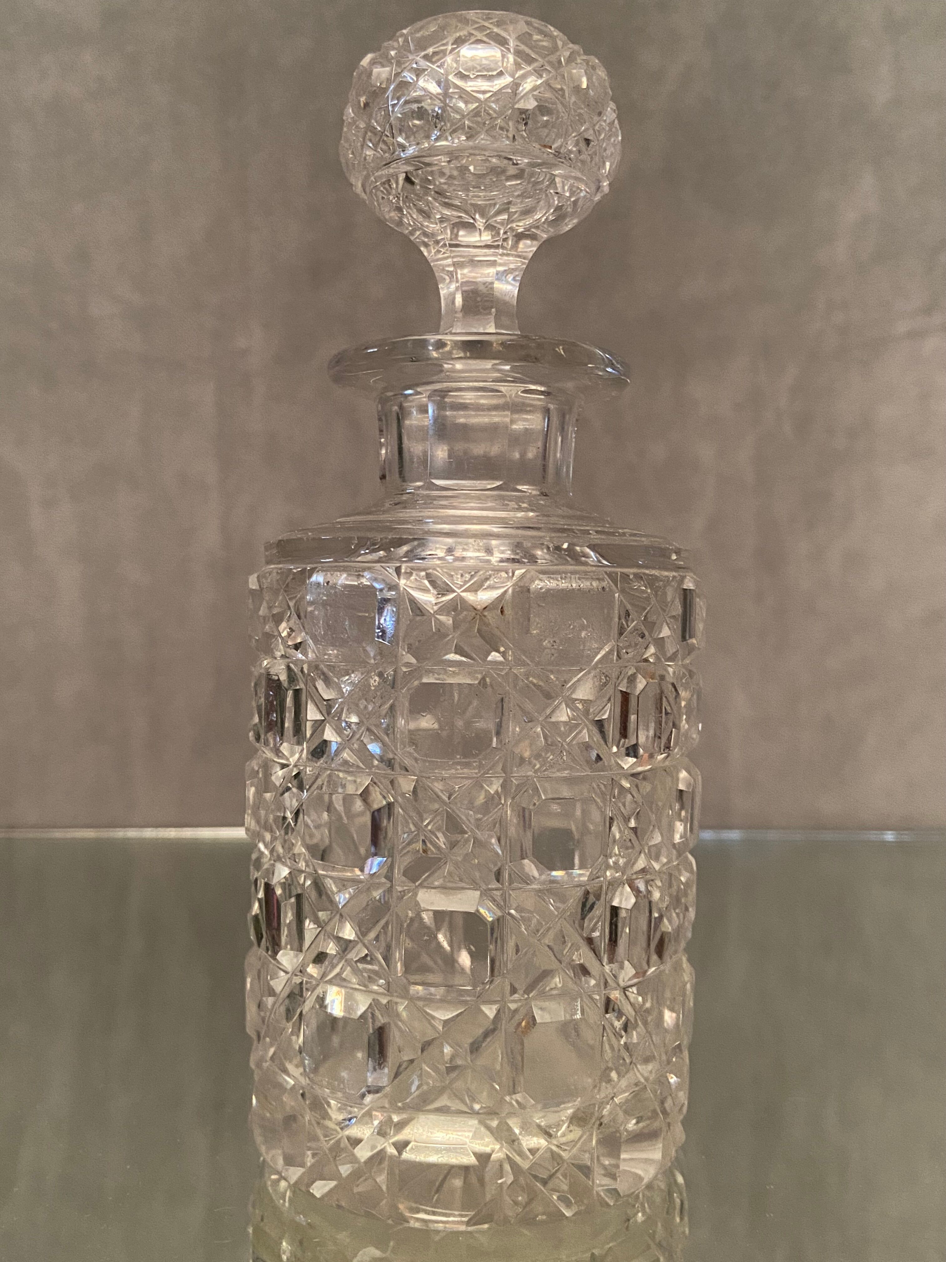 Cut crystal bottle Baccarat Saint Louis