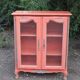 Buffet vitrine rouge terracota