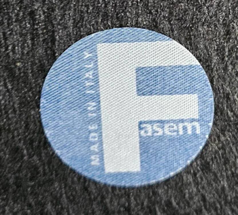 2 x Charme dining chair by Fasem is a slender, yet strong masterpiece 1980s