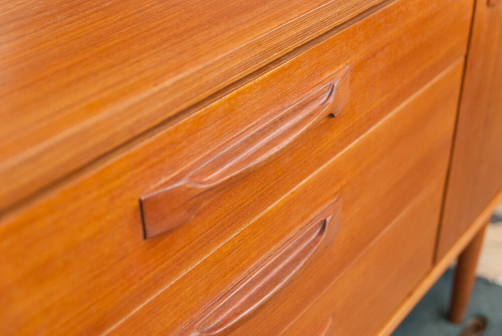 Scandinavian enfilade 183cm