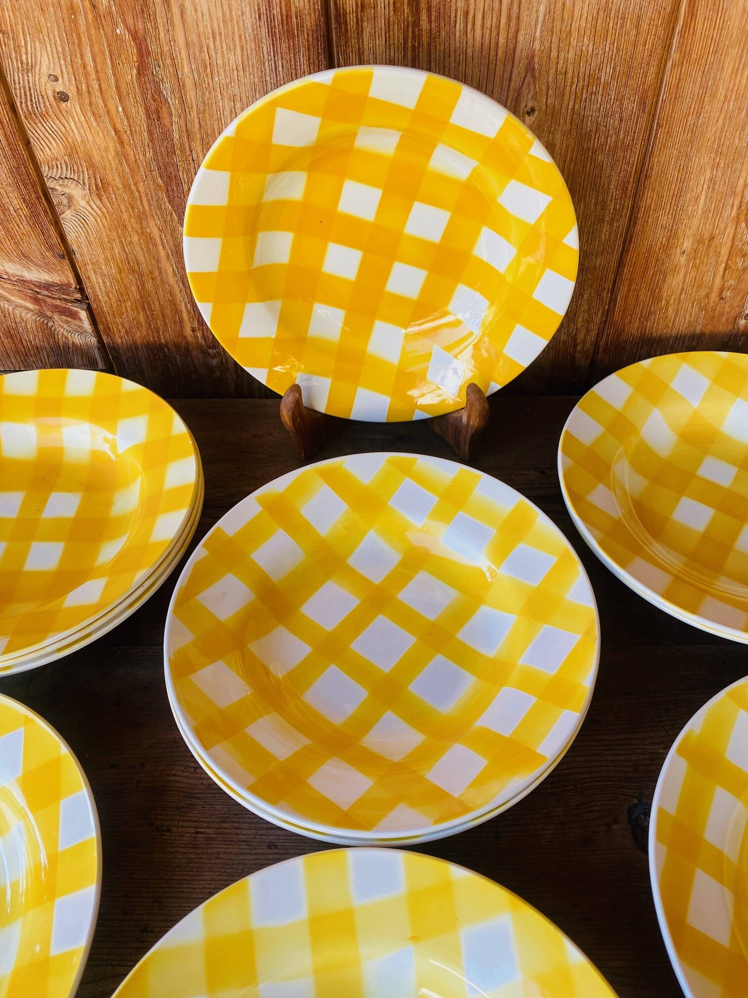 Set of 12 deep plates Digoin Sarreguemines Scottish model yellow.