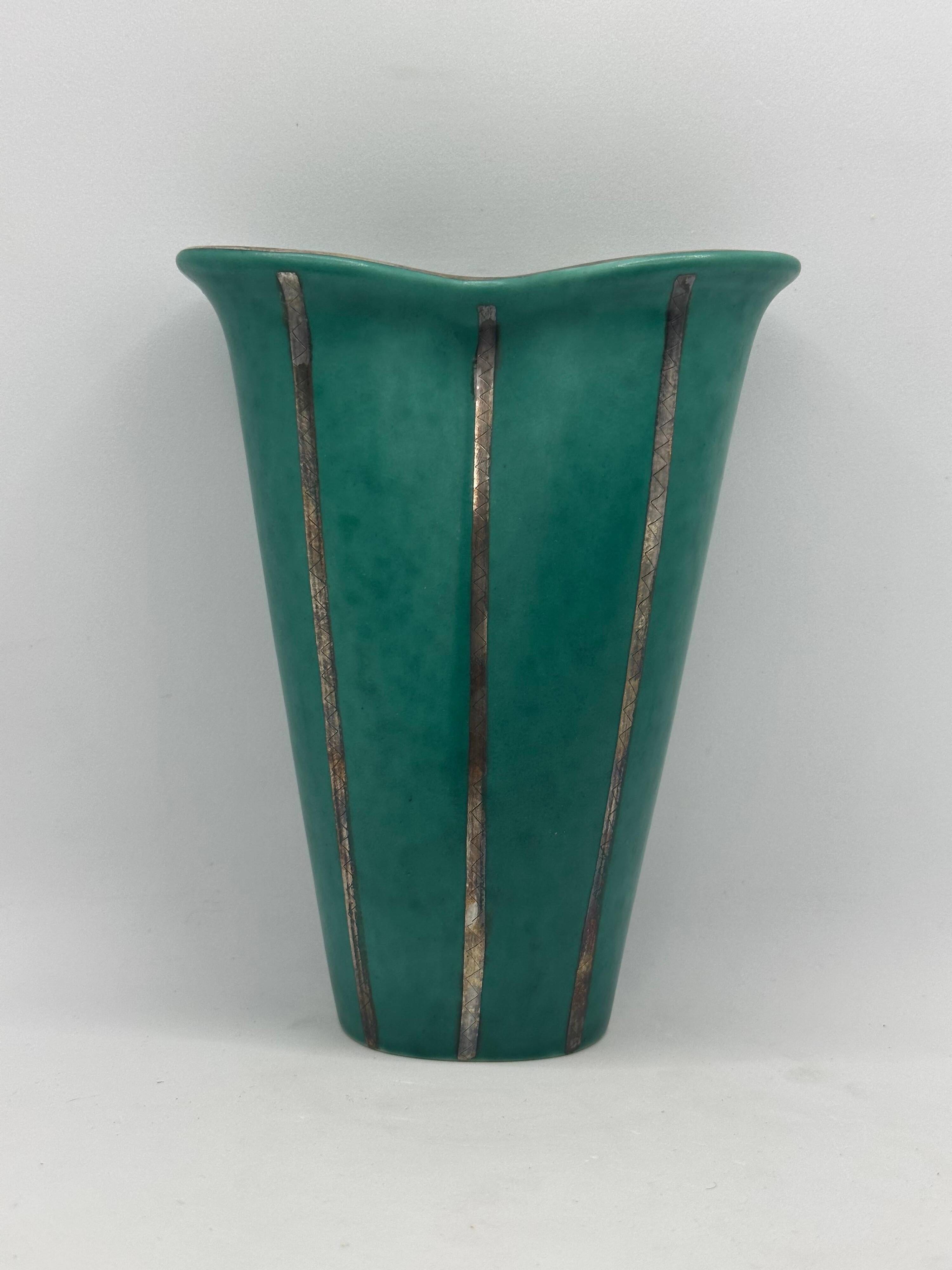 Vase Wilhelm Kage 'argenta' for Gustavsberg Sweden 1950 Signed