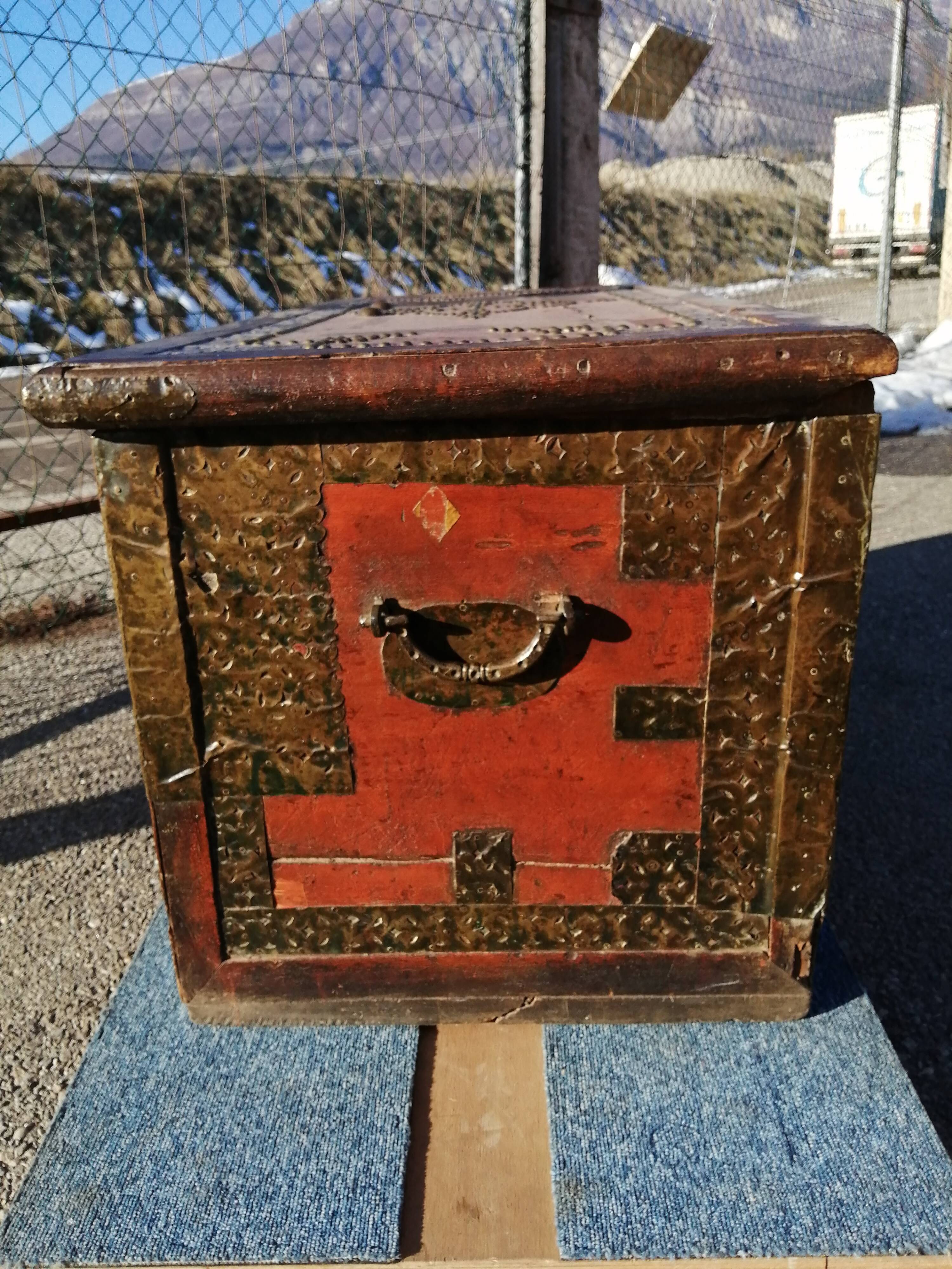 Oriental wedding chest in solid wood