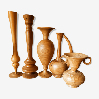 Composition of 5 wooden vases