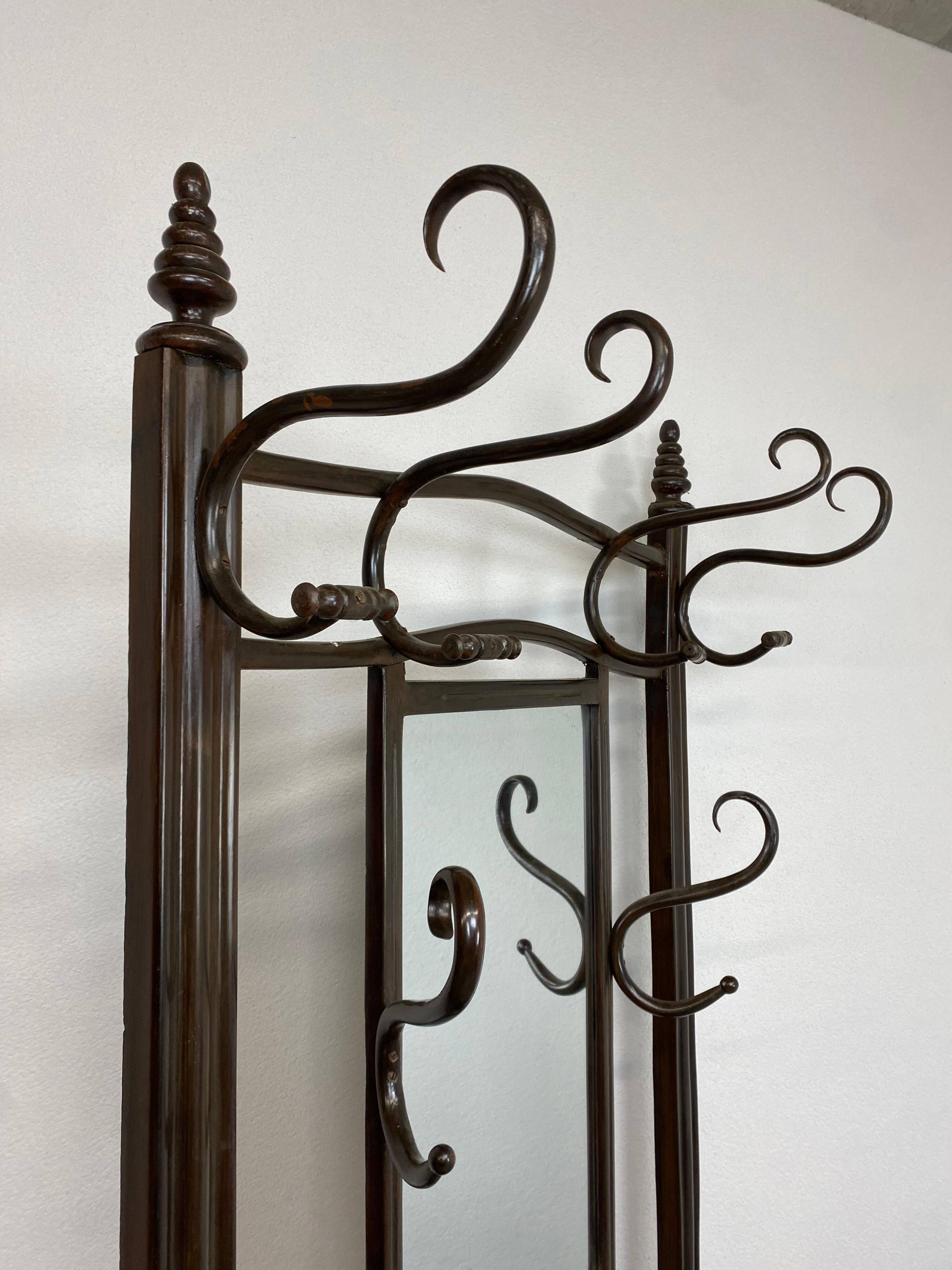 Curved wooden coat rack no. 1082 by J&J Kohn