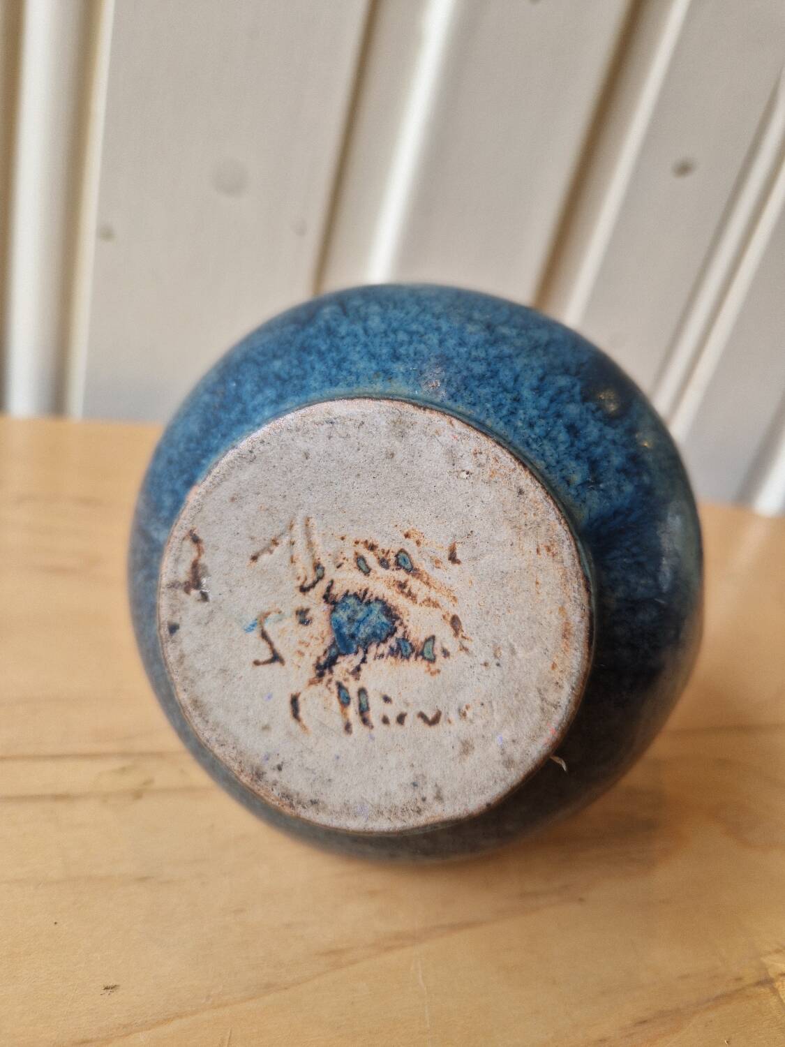 Jean-Marie MAURE - Puisaye stoneware. Flamed stoneware vase with blue decoration.