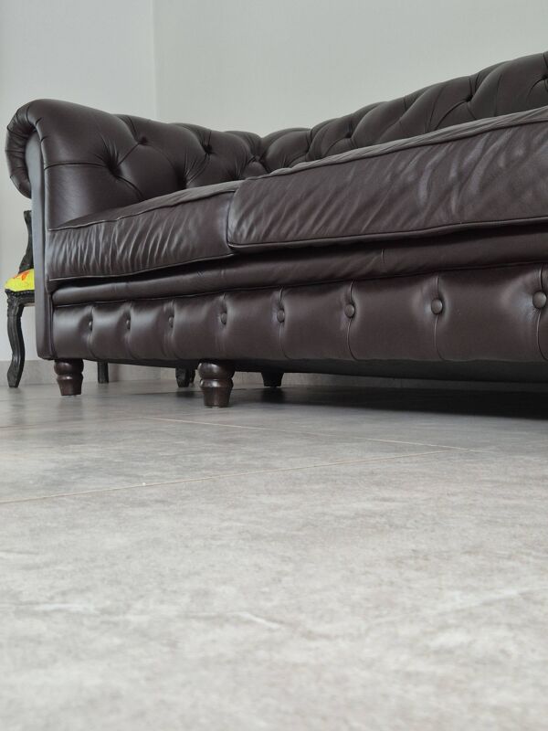 Canapé Chesterfield cuir véritable – 3m – modèle XXL 4/5 places