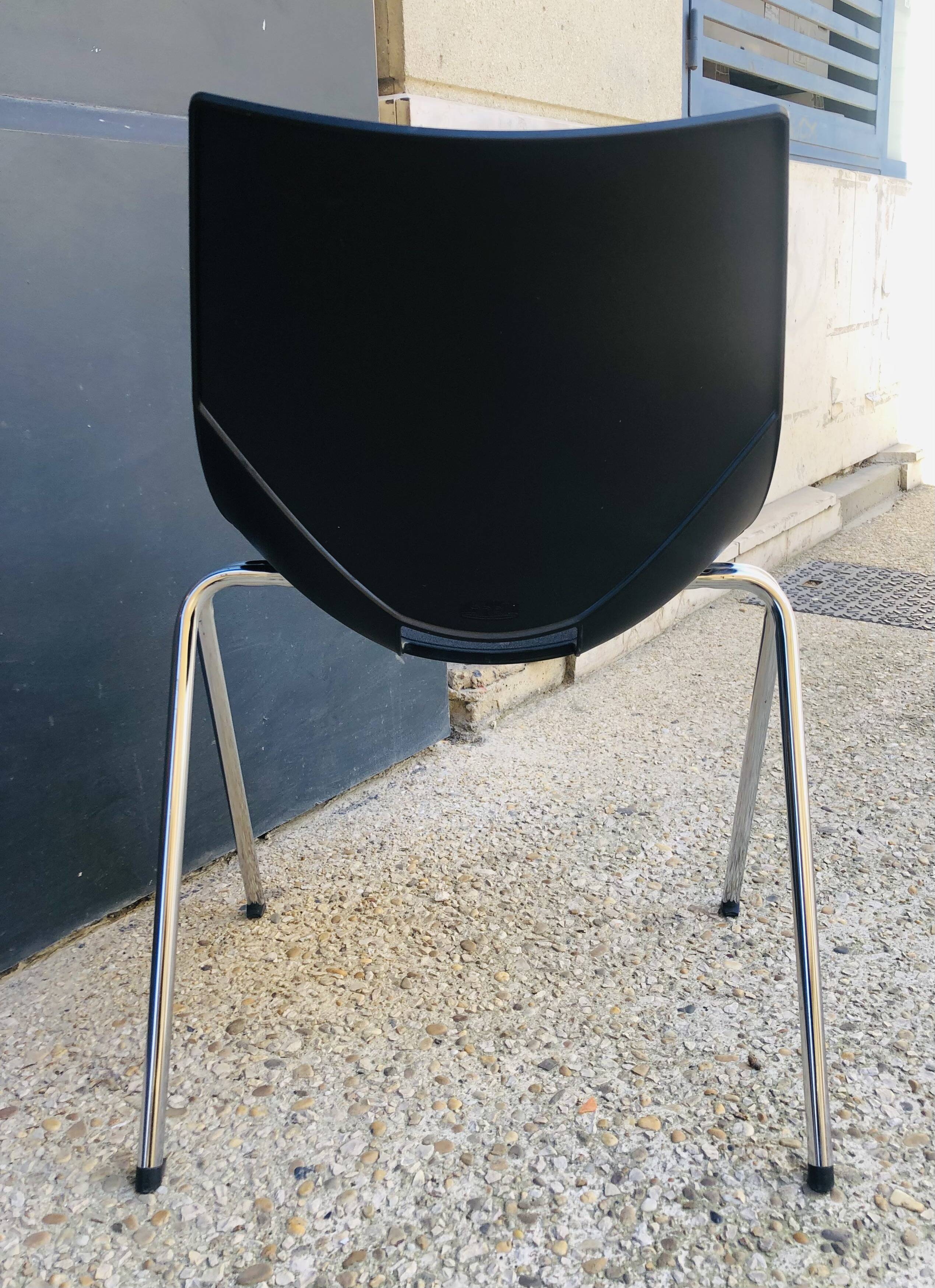 6 chaises noires SHELL | Selency