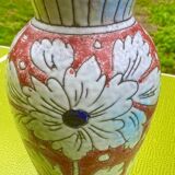 Vase in glazed ceramic decoration of flowers signed below italy - vintage 1950