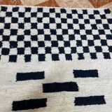 Handmade decorated Berber rug 250cm x 150cm