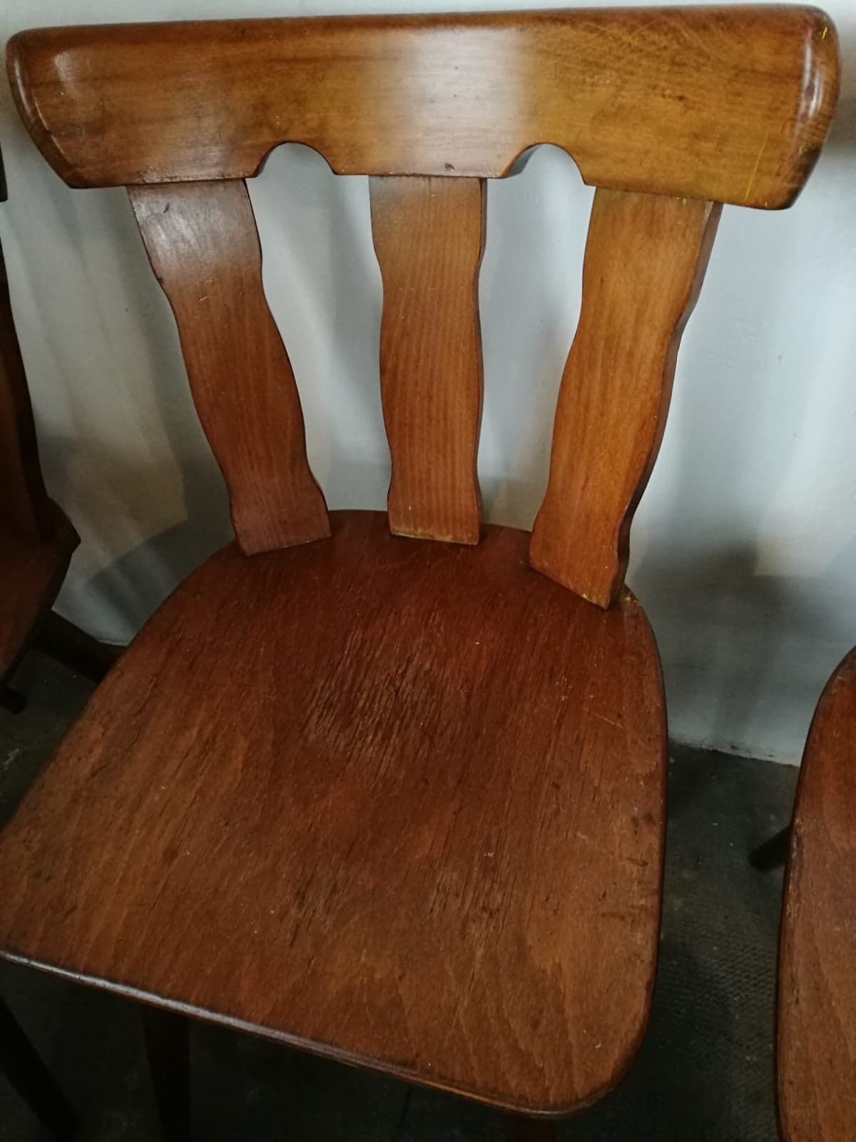 Lot of 14 vintage bistro chairs