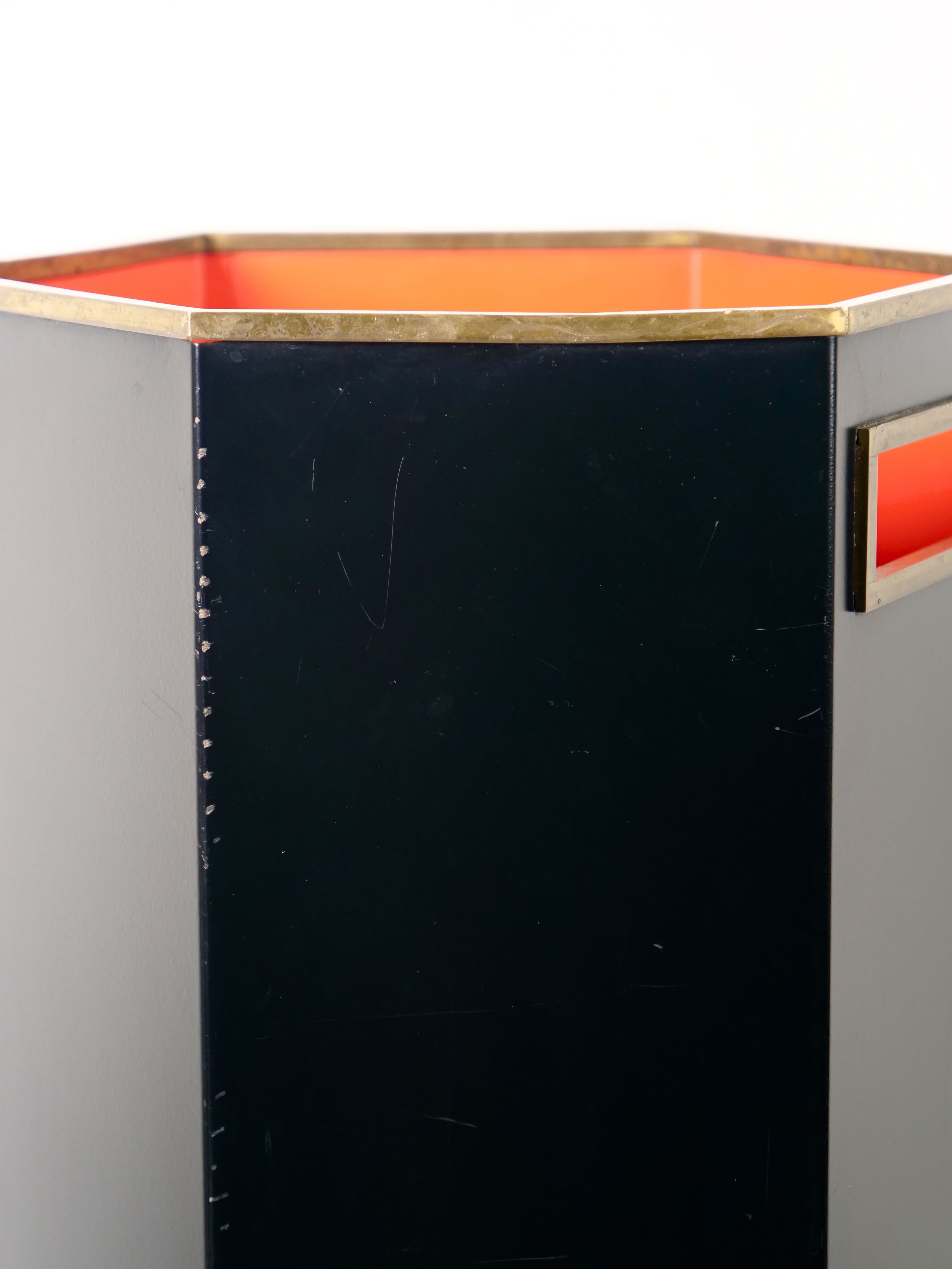 Geometric umbrella rack 60s Velca Legnano