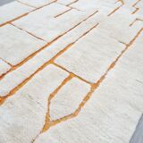 Handmade traditional Moroccan rug 2/3 m