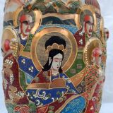 Rare and large vase satsuma in round bump. Mid-20th.