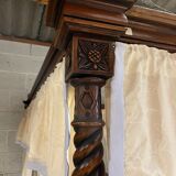 Four poster bed