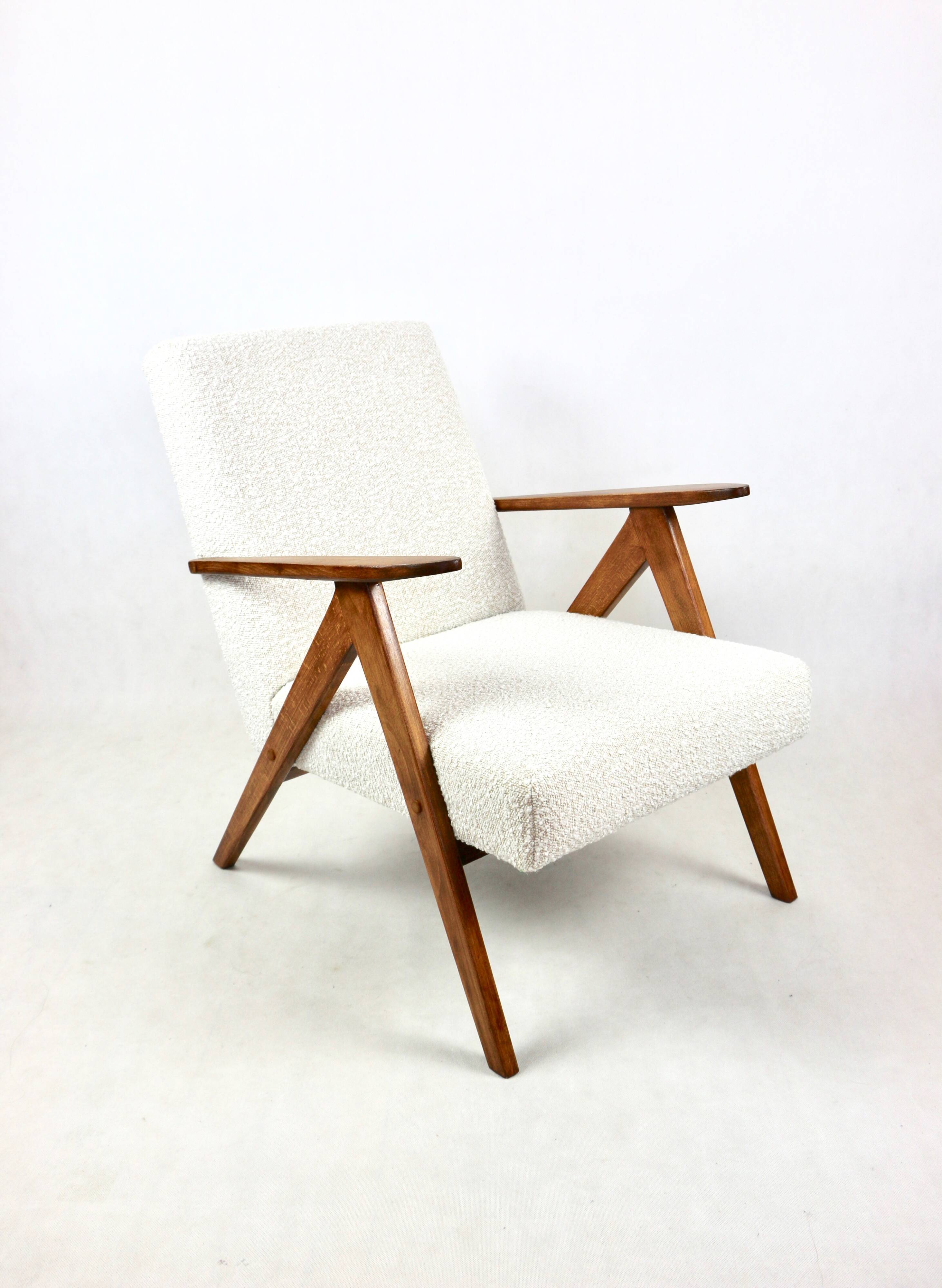Vintage armchair B-310 VAR white structural boucle 1970s