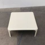 Demetrio lounge coffee table from the Italian space age of the mid-century by Vico Magistretti for Artemide.