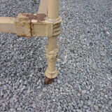 Iron bed of the 20s and 30s